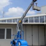 Mini crane For lifting loads up to 6.500 kg.