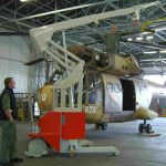 Mobile cranes for lifting loads up to 3.000 kg.